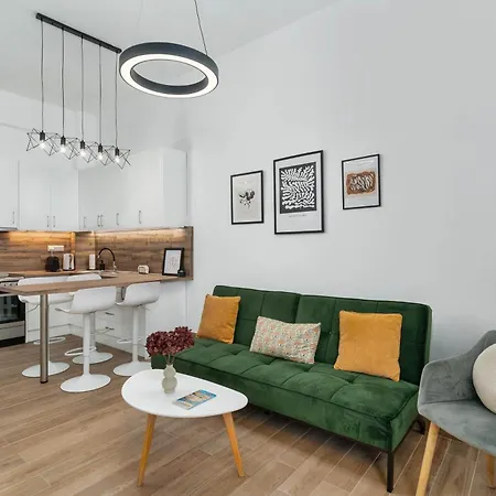 ιζαμπω Iii Apartment *