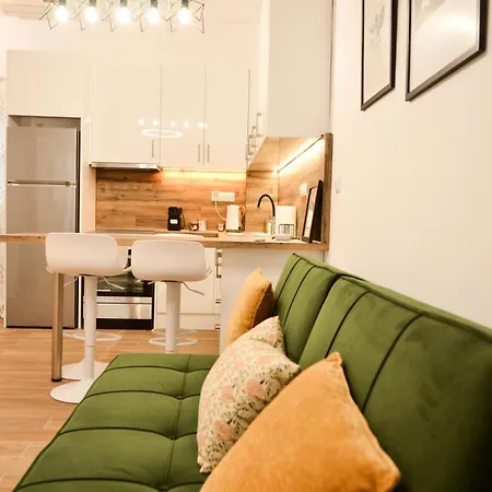 ιζαμπω Iii Apartment *