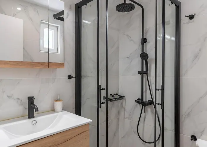 ιζαμπω Iii * Kalamata